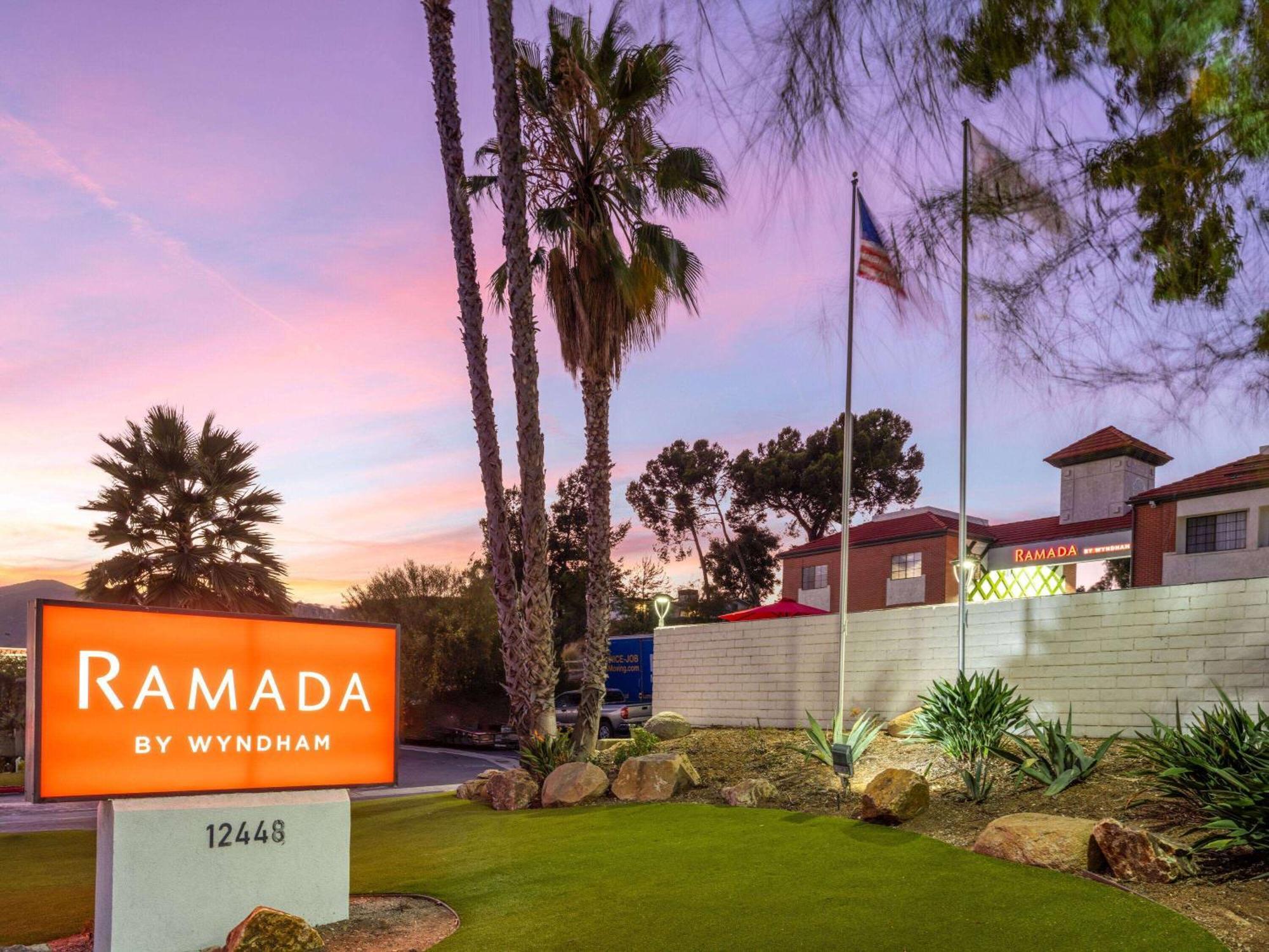 Ramada By Wyndham San Diego Poway Miramar Buitenkant foto