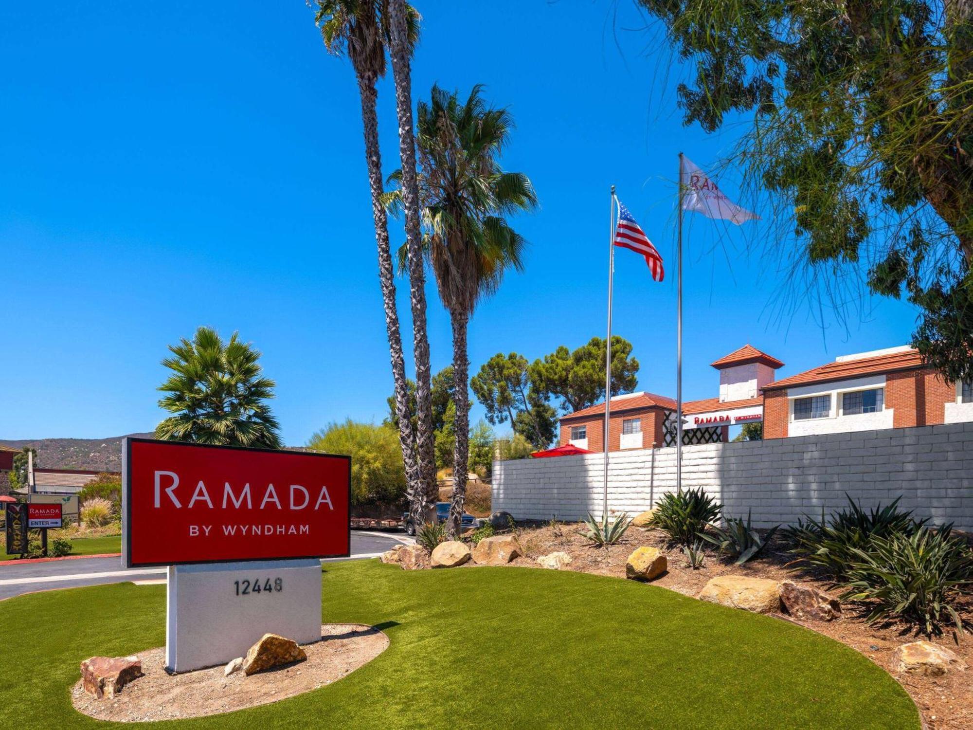 Ramada By Wyndham San Diego Poway Miramar Buitenkant foto